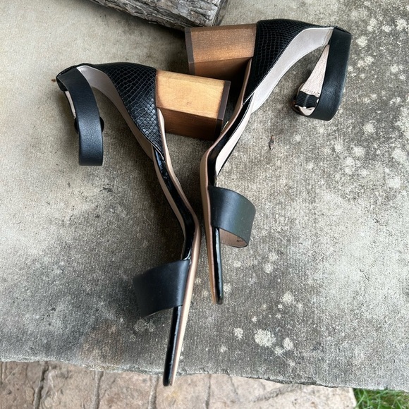Louise et Cie Gabrie black leather Heeled Elegant sandals w/block heel Sz-9. Q - Picture 3 of 10